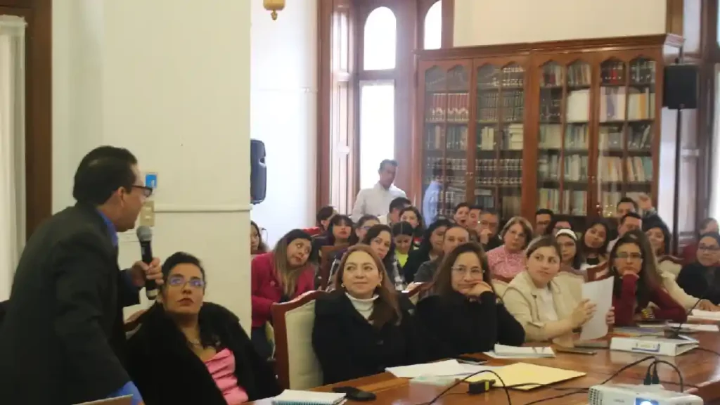 Recibe personal del Congreso capacitación en gestión y administración documental