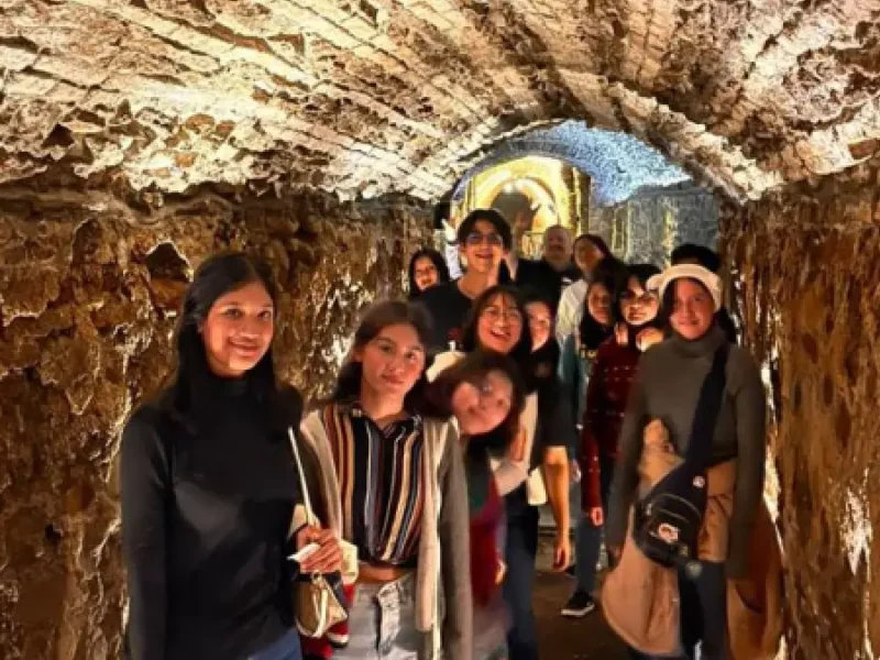 Pasaje Histórico 5 de Mayo y Puente de Bubas superaron los 186 mil visitantes en 2023