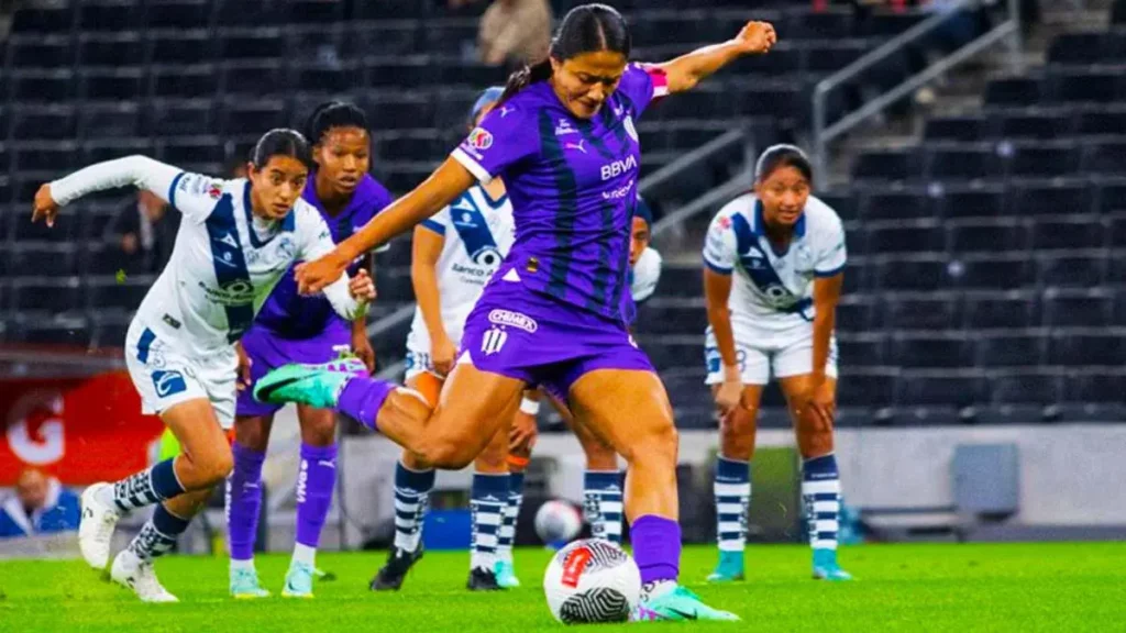 Rayadas vencen al Puebla Femenil en el Inicio del Clausura 2024