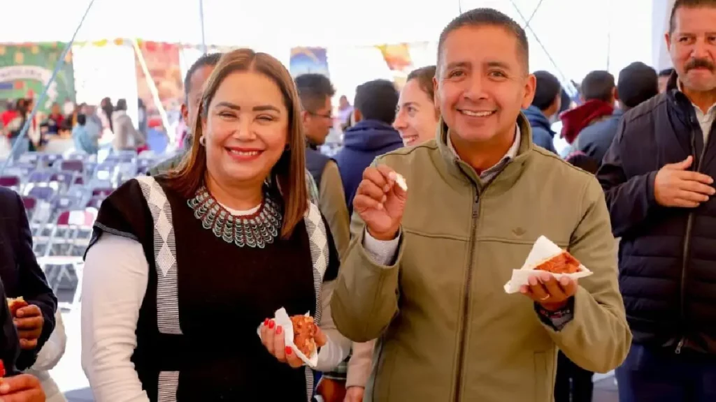 Inaugura Mundo Tlatehui con Marta Ornelas la Feria de la Rosca 2024