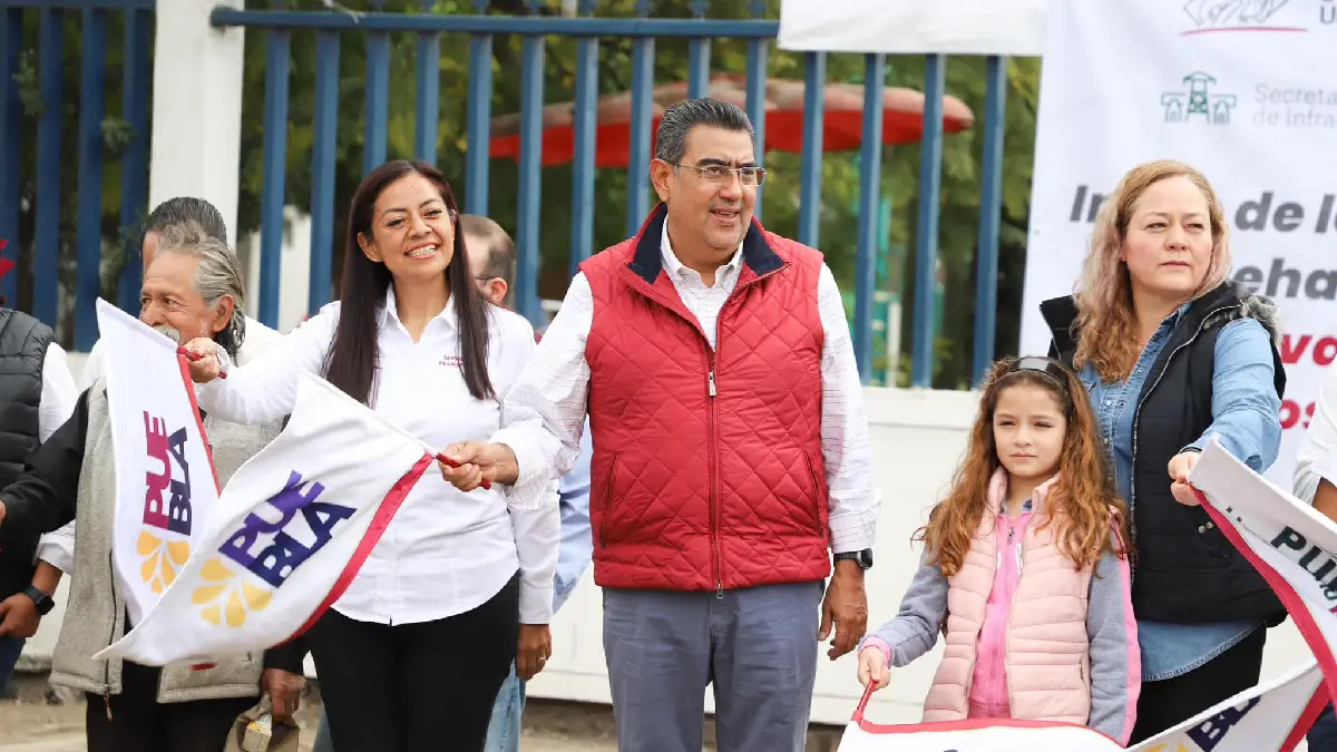 Ariadna Ayala recibe a Sergio Salomón Céspedes para supervisar obras en el municipio de Atlixco