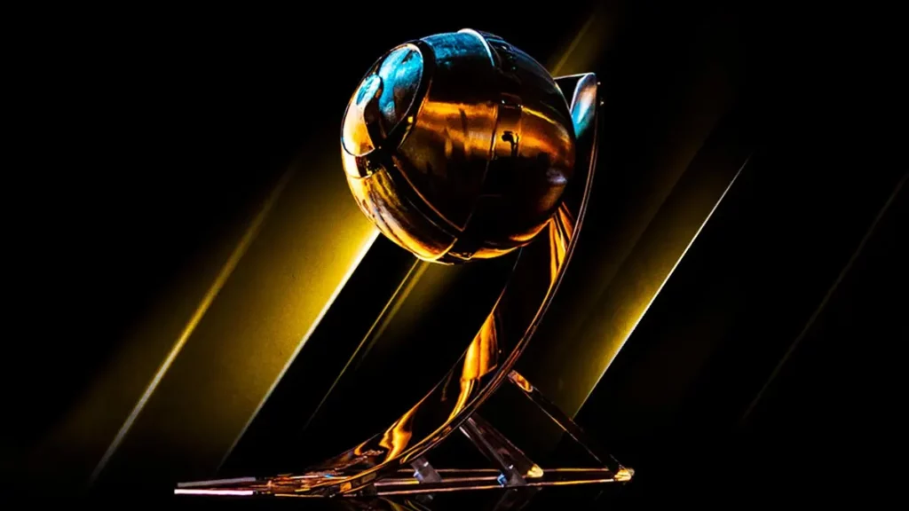 Cristiano Ronaldo y Erling Haaland fueron galardonados en los Globe Soccer Awards