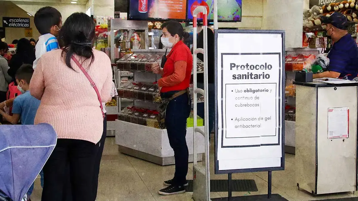 Empresarios promueven regreso a sana distancia y cubrebocas en Puebla por nueva ola Covid-19