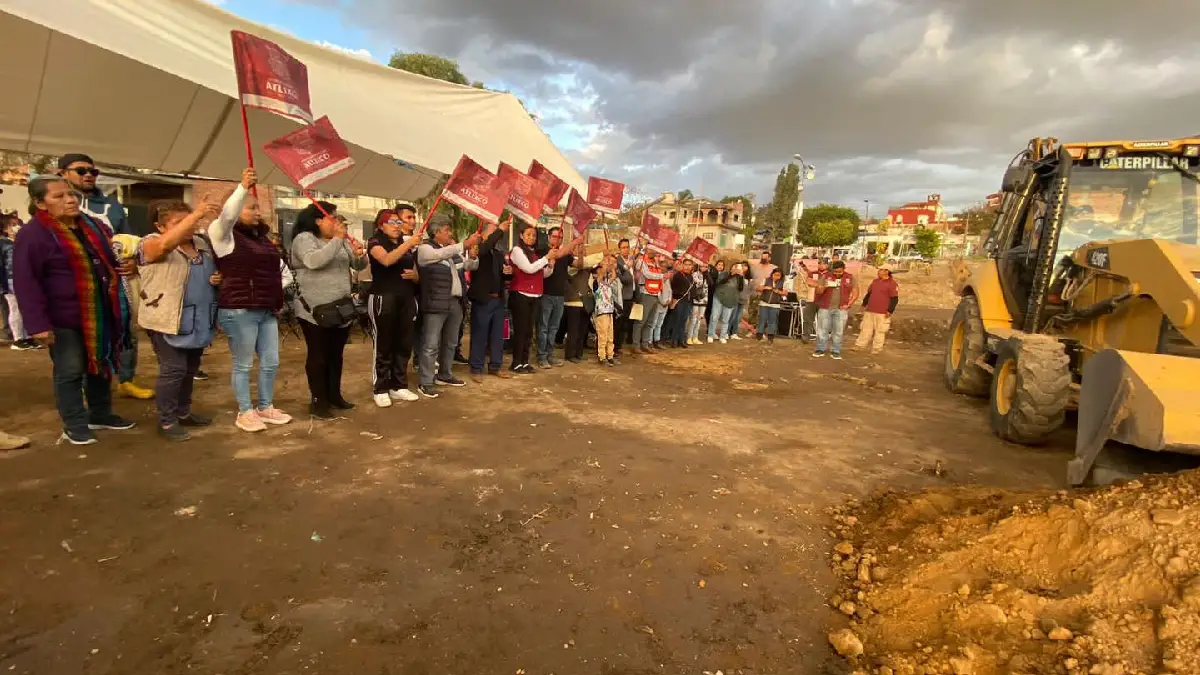 Ariadna Ayala inicia rehabilitación del parque de la felicidad de la colonia San Alfonso, ahora será multideportivo