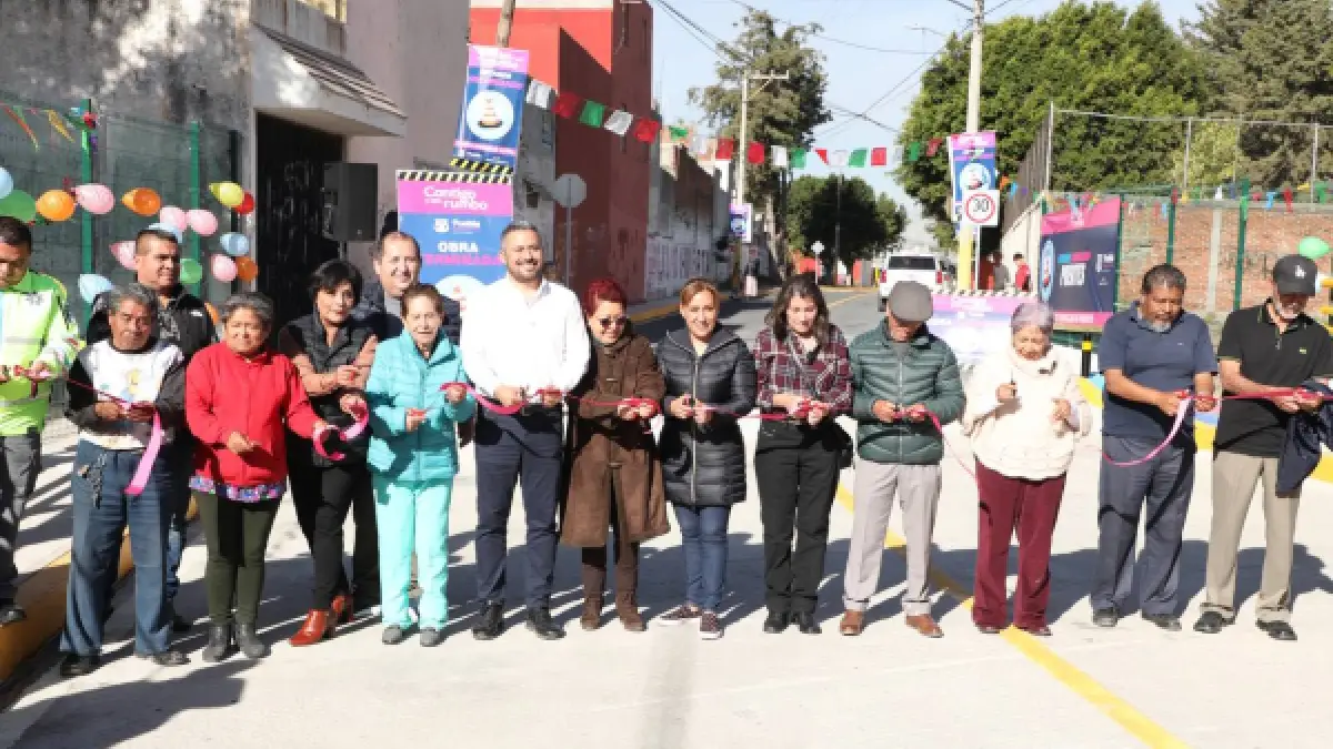 Gobierno municipal entrega puente vehicular de la 66 poniente