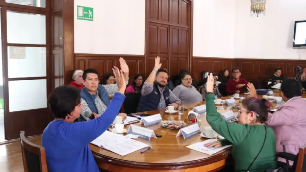 En comisiones, avanza reconocimiento de asentamientos humanos irregulares