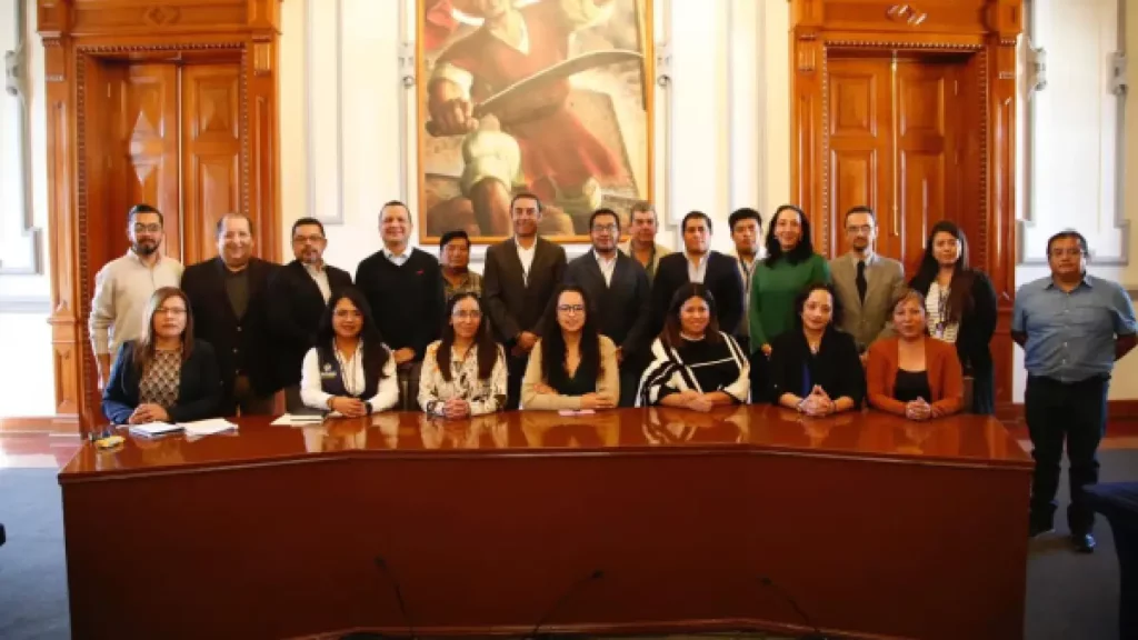 Regidores metropolitanos llevan a cabo mesa de trabajo para homologar la ley de movilidad