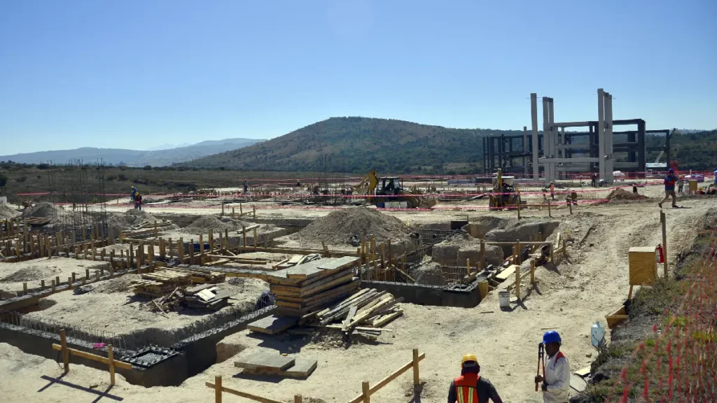 Supervisa la Rectora María Lilia Cedillo Ramírez avance de obra en CU2