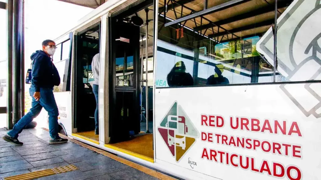 Costo del pasaje en Línea 4 de RUTA no sobrepasará los 20 pesos