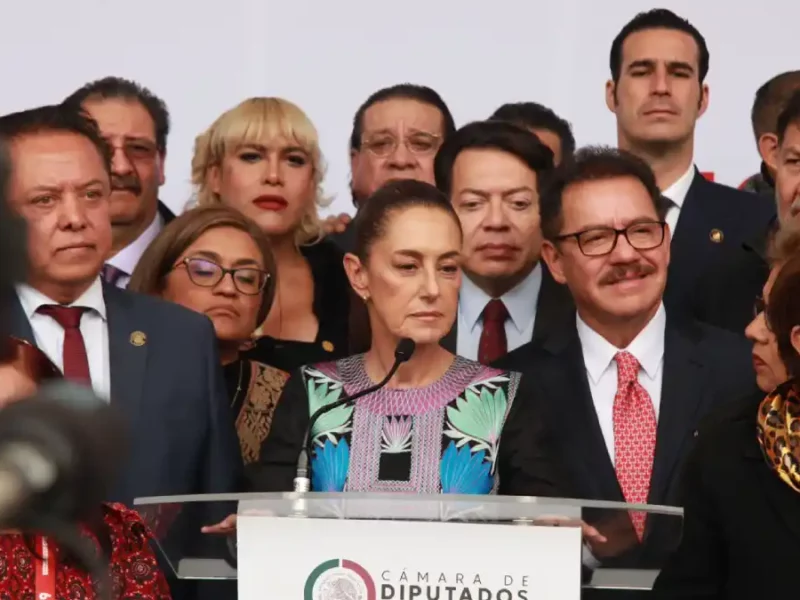 Claudia Sheinbaum apuesta por la 4T de pluralidad en plenaria con diputados de Morena
