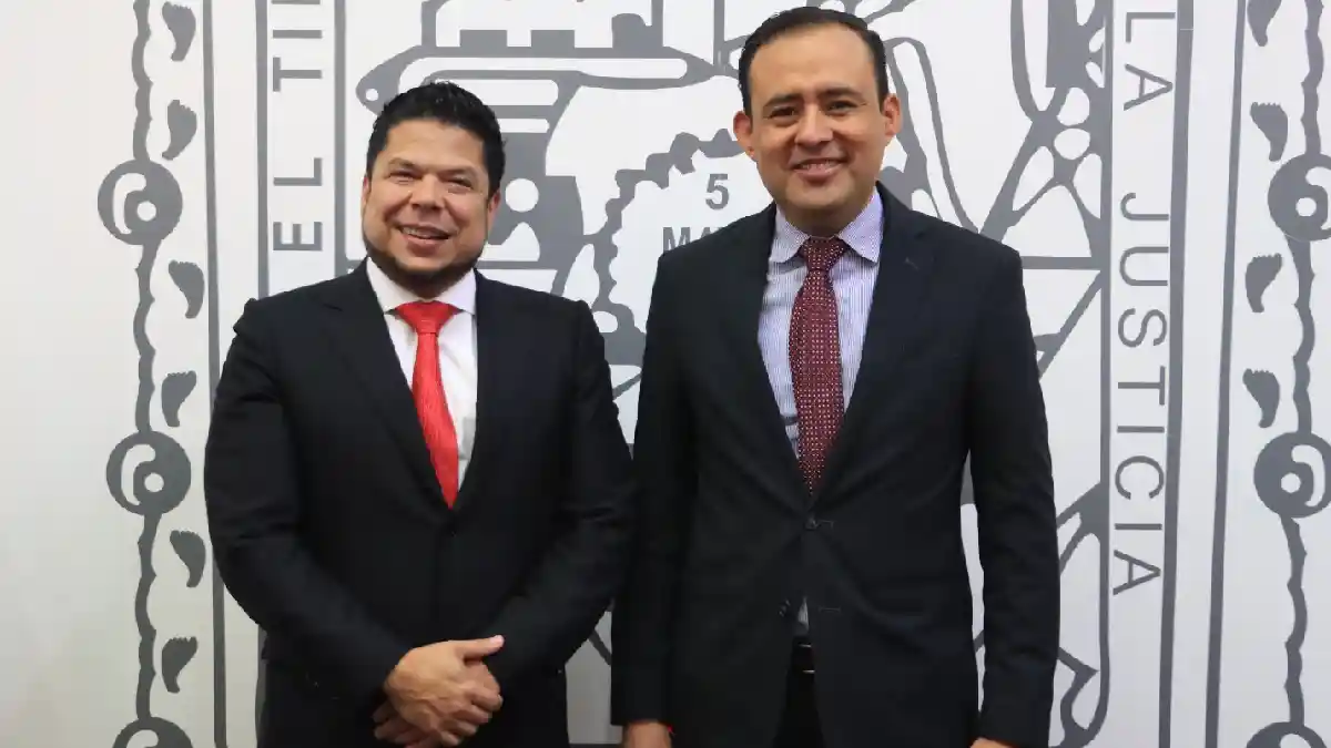 Comparece en el Congreso del Estado el titular de la Secretaría de Trabajo