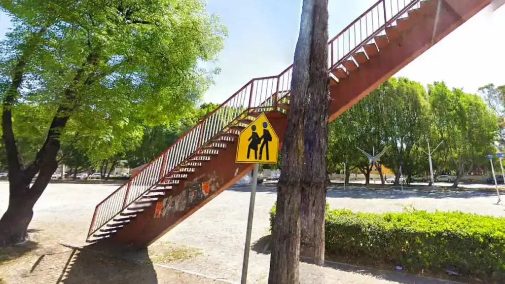 Ayuntamiento de Puebla retirará puente peatonal del CENHCH a finales de febrero