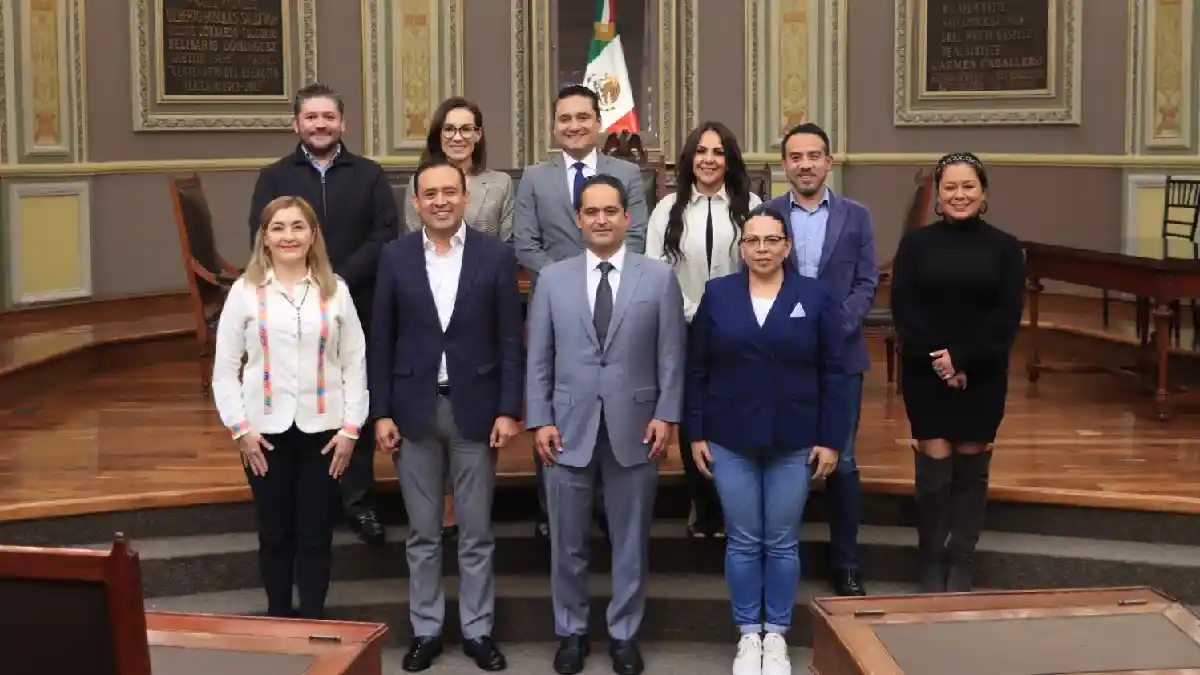 Ante Comisión del Congreso del Estado comparece el titular de la Secretaría de la Función Pública