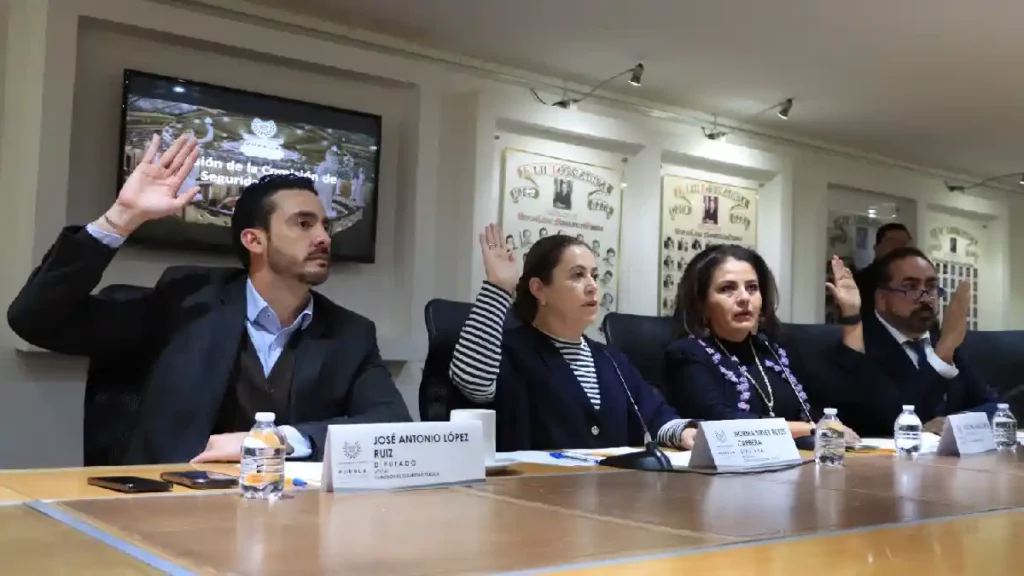 Avala Comisión del Congreso exhorto para que autoridades federales y estatales refuercen seguridad en autopistas
