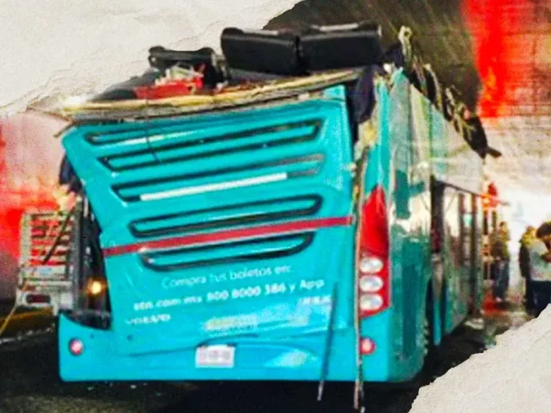 Choque de autobús Turistar en Viaducto de CDMX dejó 30 heridos, poblanos entre ellos