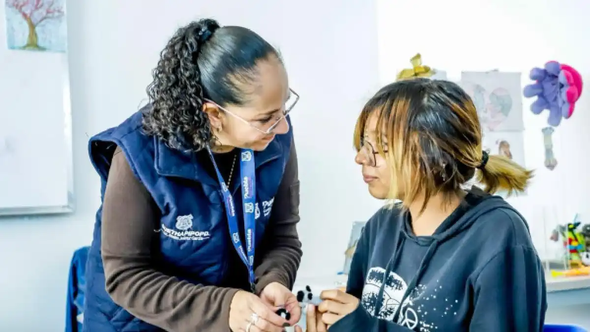 ’Jóvenes con Rumbo’, bachillerato gratuito del SMDIF de Puebla