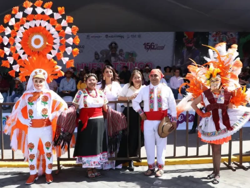 Huejotzingo vuelve a brillar en su segundo día de Carnaval 2024
