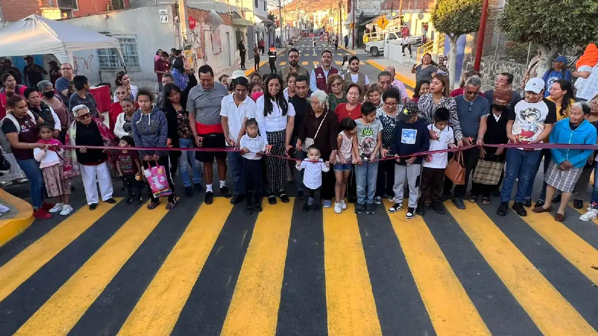 Entrega Ariadna Ayala rehabilitación de la calle 4 norte, principal arteria vial de Atlixco