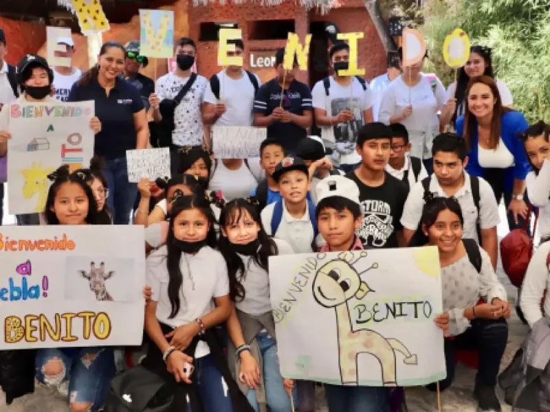 SMDIF promueve integración social de usuarios de ateción prioritaria con visita a Africam Safari