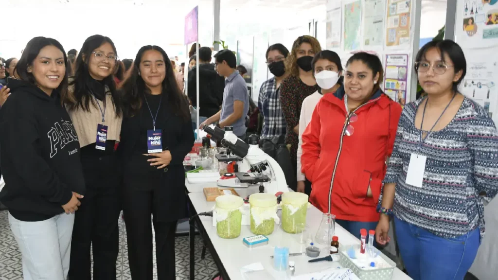 En la ciencia, las mujeres han demostrado valor y voluntad_ Rectora María Lilia Cedillo Ramírez