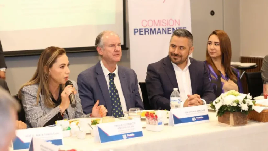 Se lleva a cabo la 16° sesión de la comisión permanente