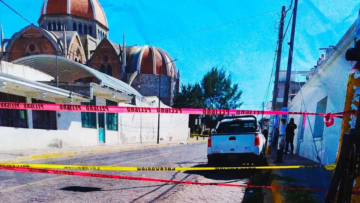 Intento de asalto en Rafael Lara Grajales deja a un escolta herido