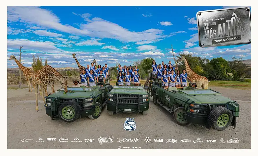 Club Puebla deslumbra en su foto oficial del Clausura 2024 en la Capilla del Rosario