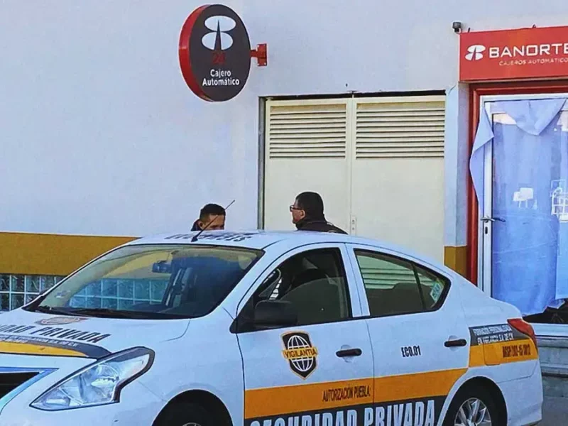 Roban cajero automático de Banorte en Cruz del Sur, Cuautlancingo