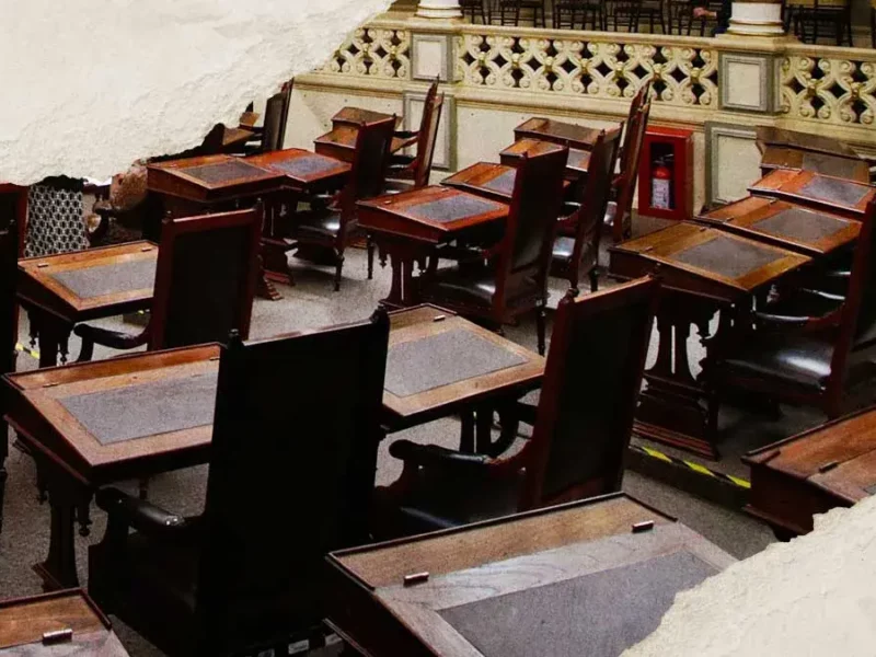 Comienza desbandada en el Congreso de Puebla, 11 diputados piden licencia para elecciones de 2024