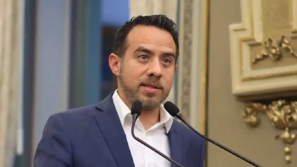 Congreso del Estado recibe iniciativa para expedir la Ley de Servicios Inmobiliarios