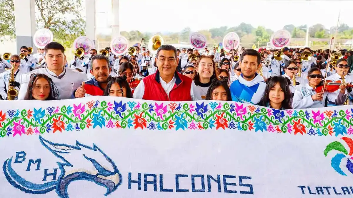 Gobiernos de la cuarta transformación hacen equipo con la sociedad y los municipios: Sergio Salomón