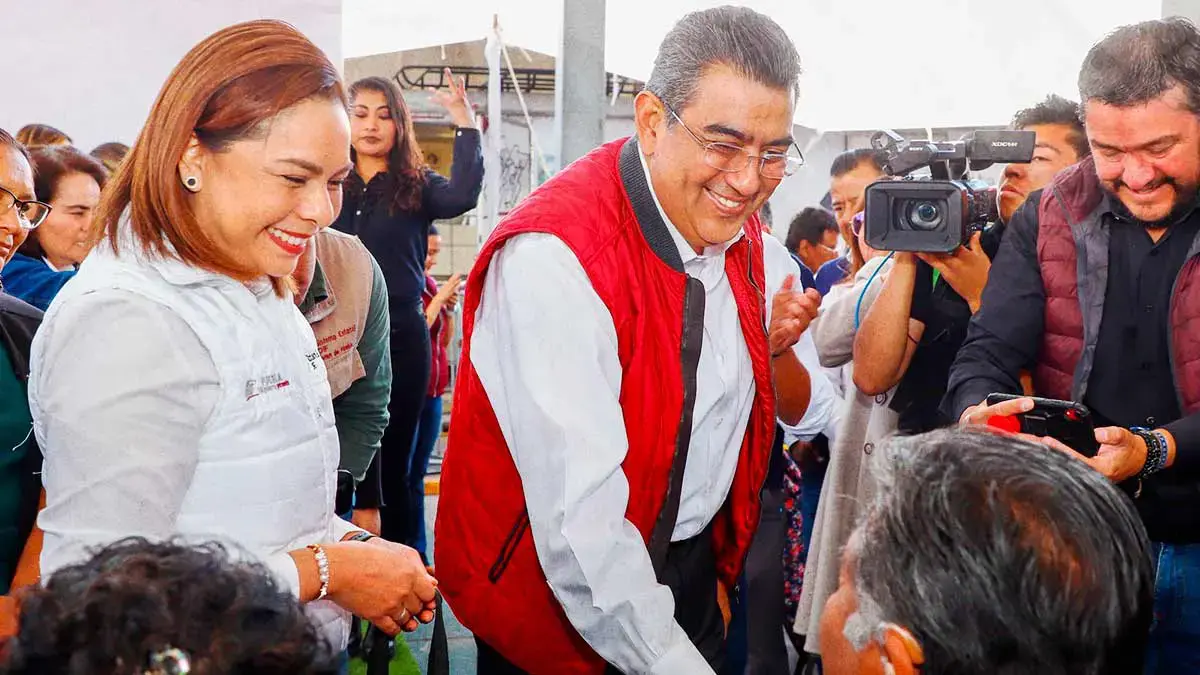 Entrega SEDIF aparatos auxiliares auditivos