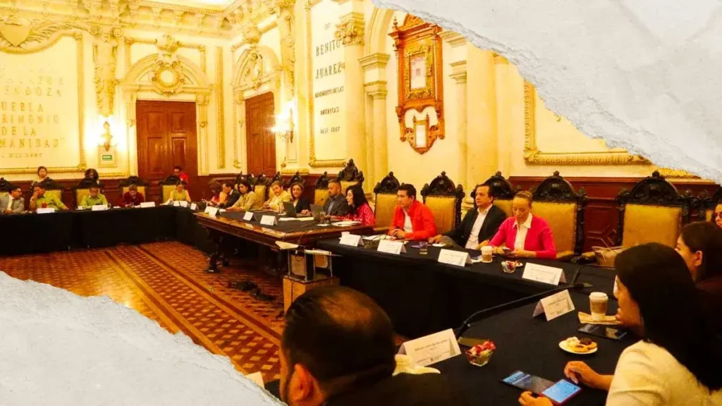 Cabildo aprueba cambios en el Ayuntamiento de Puebla por solicitudes de licencia