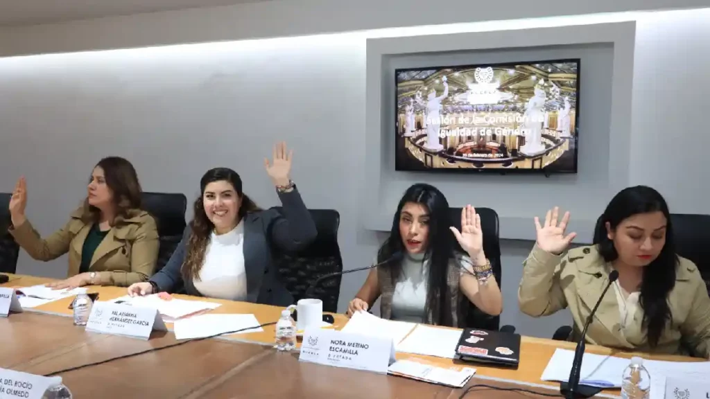 Comisión del Congreso aprueba exhorto para que la SEP sensibilice sobre la importancia del Día Internacional de la Mujer