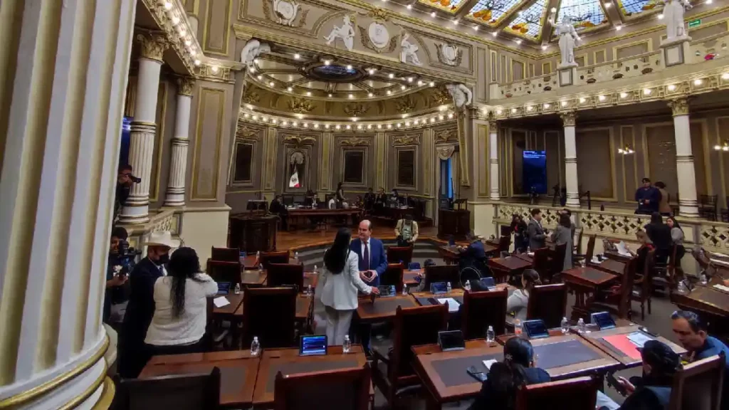Impulsan en el Congreso acuerdo para que Ayuntamientos conozcan y apliquen la Ley sobre contaminación visual y auditiva
