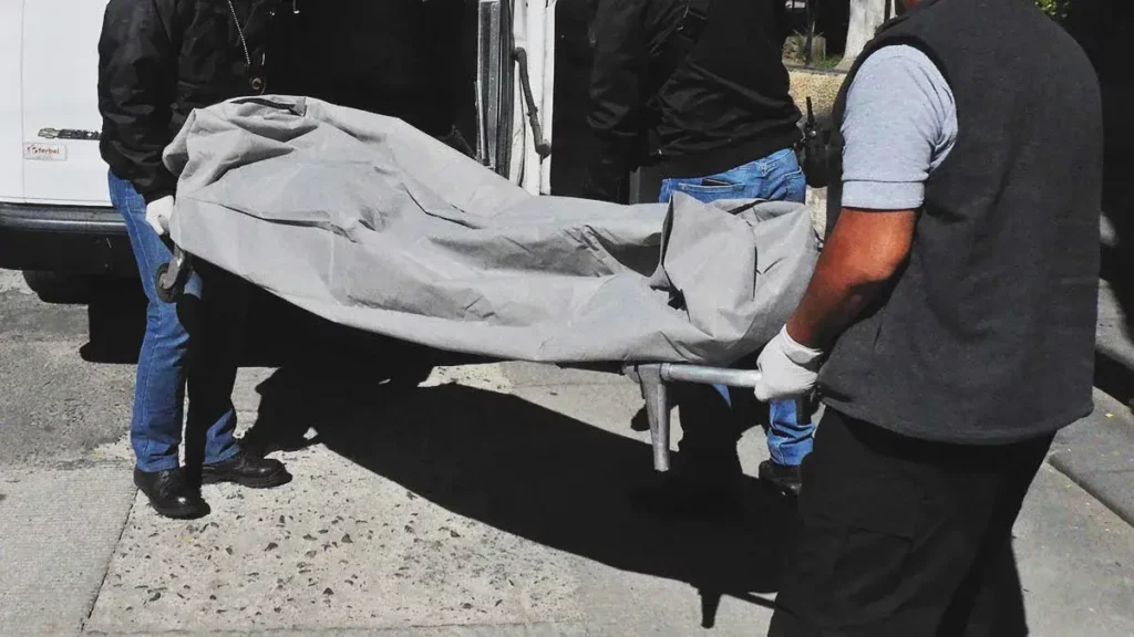 Alcohólico murió en la vía pública en la colonia Historiadores de Puebla