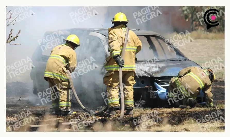Asalto terminó con muerto y camioneta calcinada en Cholula