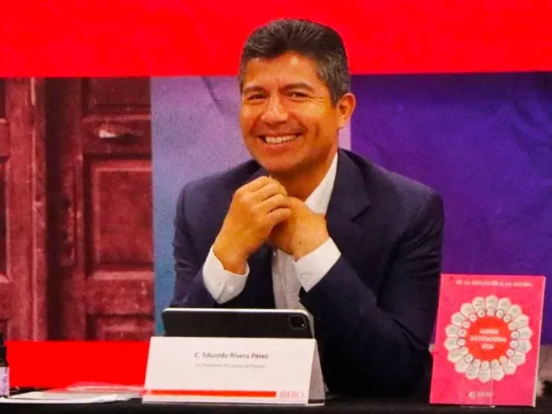 Lalo Rivera primer participante en la Agenda Institucional 2024 de la UIA Puebla