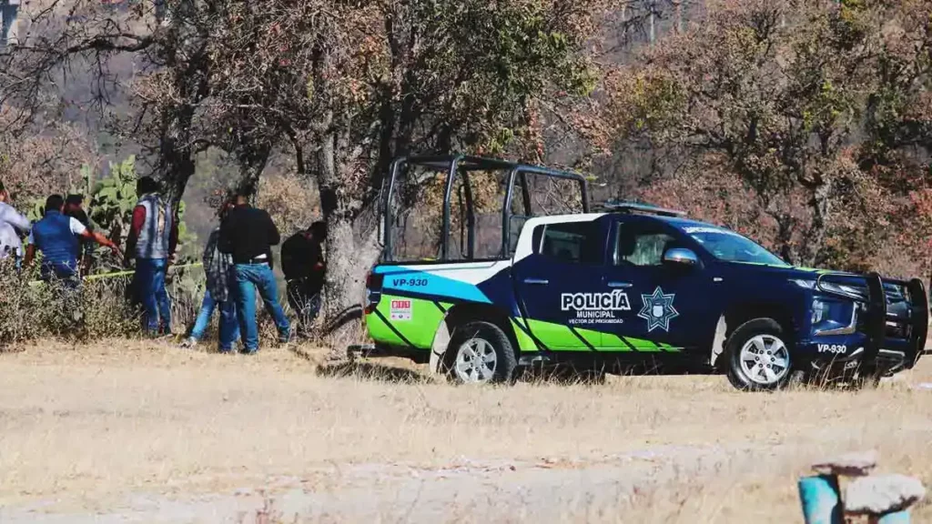 Dejan tres cuerpos emplayados en Puebla, se presume que son de origen colombiano