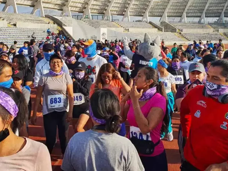 Suspenden la Carrera de la Mujer BUAP 2024 por caída de ceniza del volcán Popocatépetl
