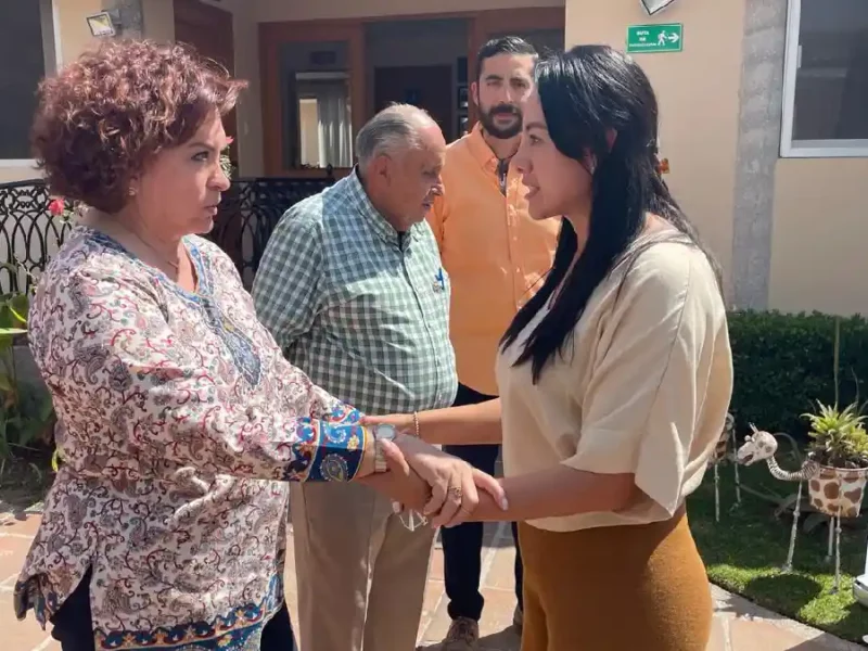 Voluntariado del Congreso del Estado dona una tonelada de tapitas para apoyar a niños con cáncer
