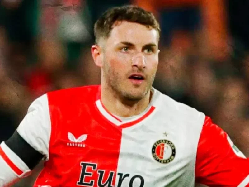 Santiago Giménez y el Feyenoord golean al Heracles en la Eredivisie; continúan como sublíderes