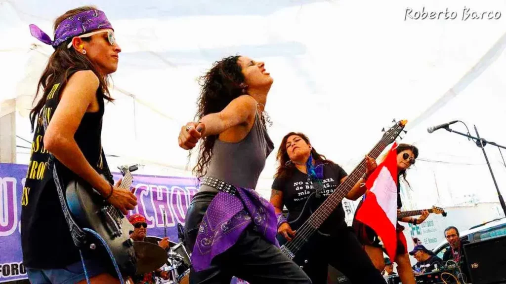 Ellas son “Catarsis”, la banda de rock de mujeres originaria de Perú
