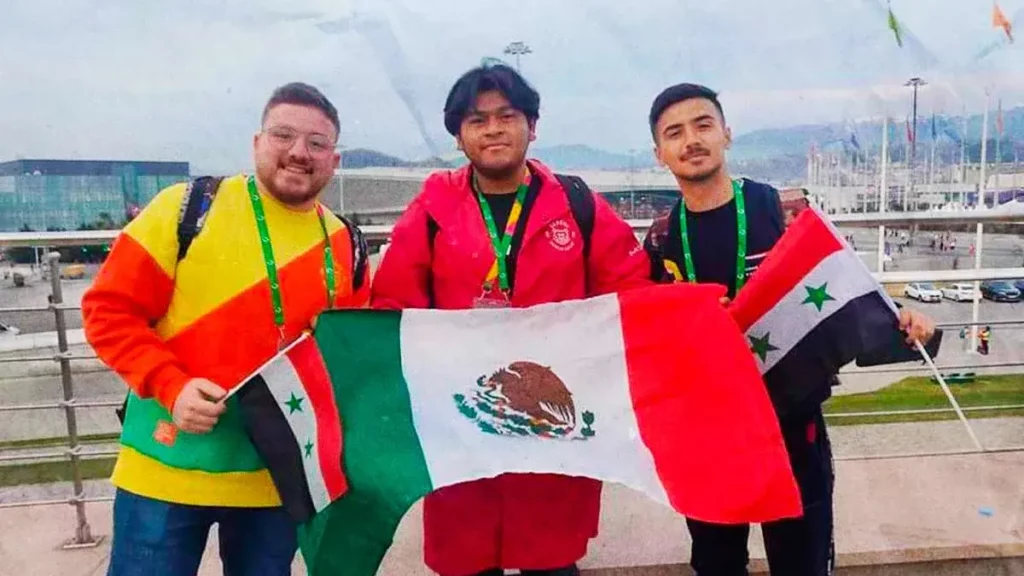 Heladería de Atlixco participó en el Festival de la Juventud de Rusia