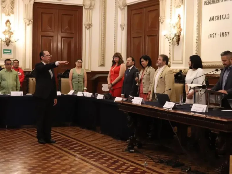 En Sesión de Cabildo, nombran a funcionarios de Puebla