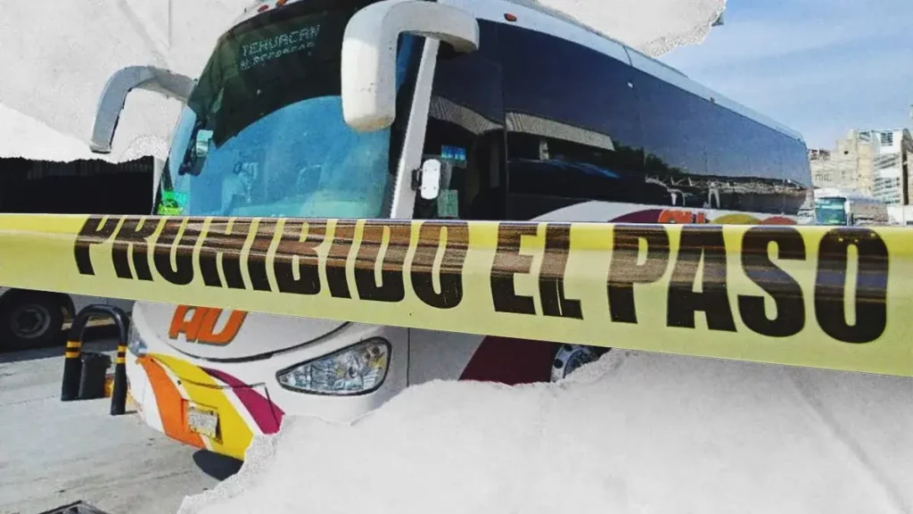 Hombre resbaló, se golpeó en la nuca y murió en la terminal AU de Tehuacán