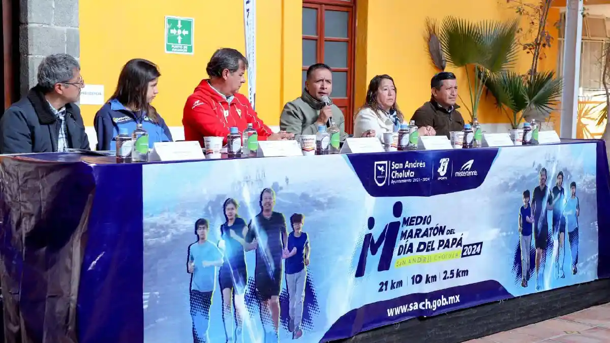 Presenta Mundo Tlatehui el Medio Maratón del Día del Papá 2024