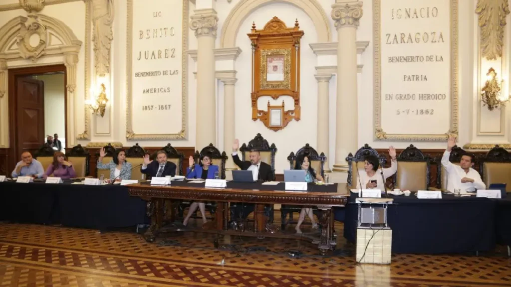 En reunión de Cabildo, toma protesta Artemio Pacheco como regidor suplente