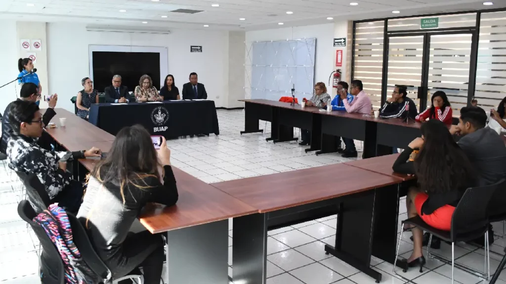 Anuncia BUAP “Foro de sensibilización e información sobre el derecho al bienestar animal”