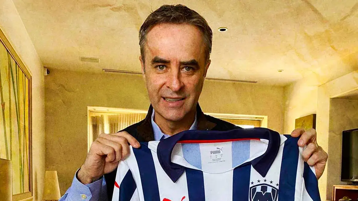 Luis Miguel Salvador rechaza la Dirección Deportiva del Club Puebla